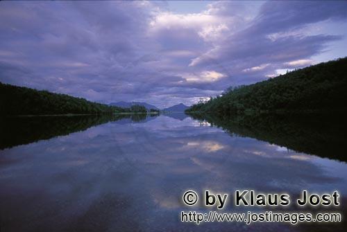 Lake Coville/Katmai backcountry/Alaska        Abendstimmung am Lake Coville        Eine ungewöhn