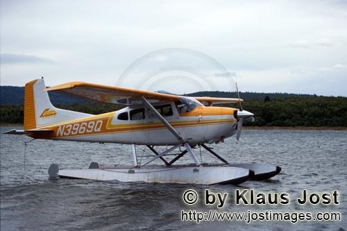 Wasserflugzeug/Buschflugzeug/Alaska        Die einzige Möglichkeit in Alaska in entlegene Lande