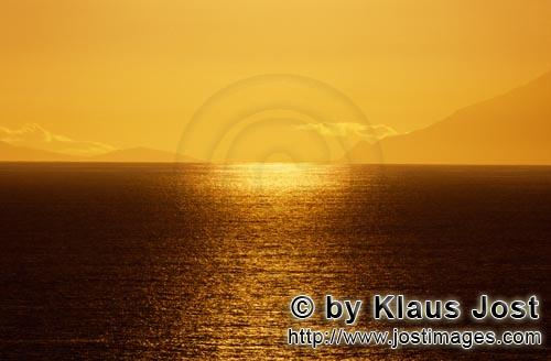 Walker Bay/Western Cape/South Africa        Sonnenuntergang        Die Walker Bay ist bekannt