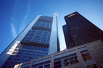 Commerzbank-Wolkenkratzer reckt sich in den Himmel 